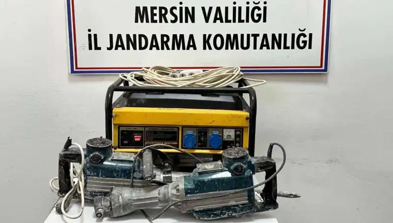 Mersin'de Kaçak Kazı Operasyonu: Gözaltına Alınanlar ve Detaylar
