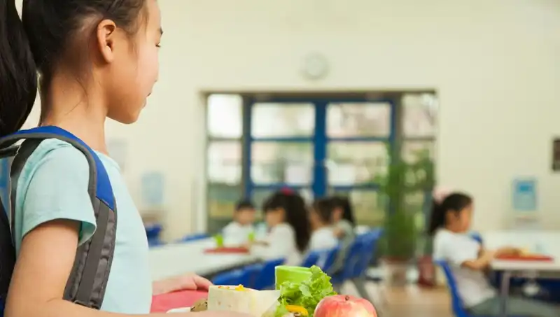 İspanya, Obeziteyle Mücadelede Radikal Adım Atıyor: Yağlı Yiyecekler Yasaklanacak!