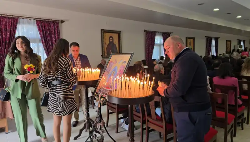 Hatay'da Renkli G görüntüleriyle Çiçek Bayramı Coşkusu Yaşandı