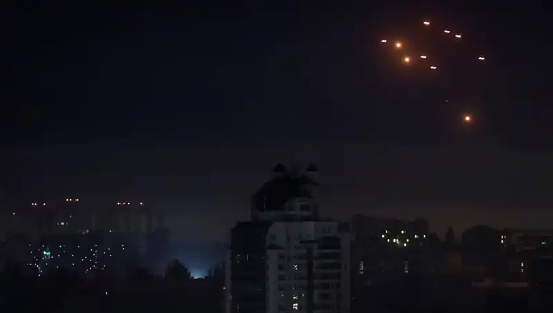 Rusya’nın Saldırıları Devam Ediyor: Kiev’de Hava Saldırısı, Sumi’de Tahliye Emri Verildi