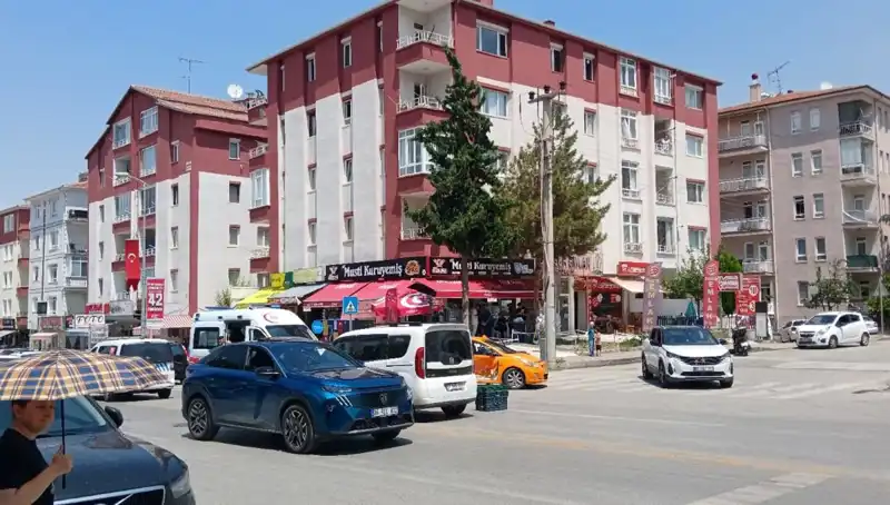 Taksi ve Otomobil Çarpıştı: Olayda Yaşananlar ve Son Gelişmeler