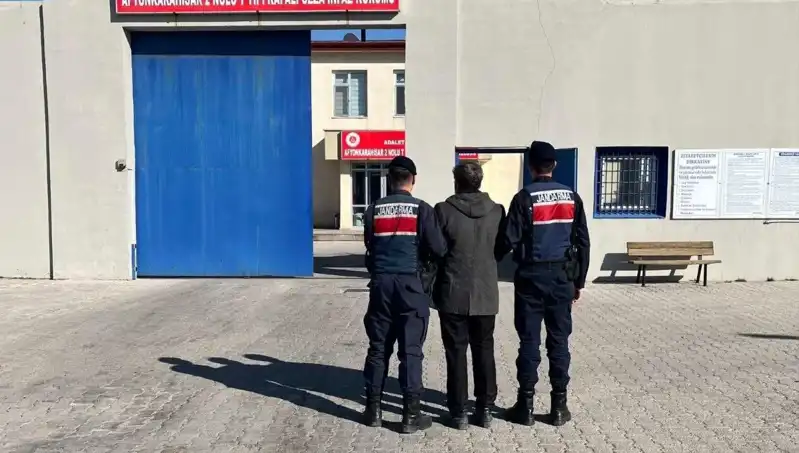 10 Yıldır Aranan Şahıs, Polisin Titiz Çalışması ile Yakalandı