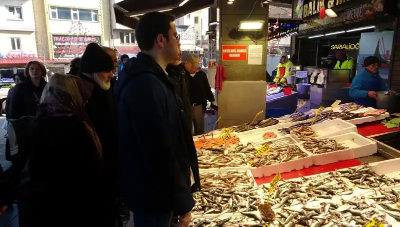 Hamsi Karaborsası! Tezgahlarda Çeşitlilik Artarken Fiyatlar Uçuşa Geçti