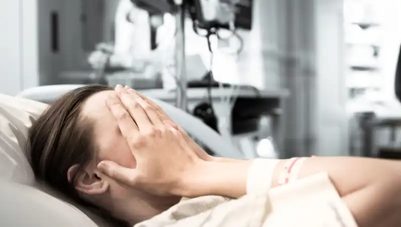 Doktorların Hatası: 32 Yaşındaki Genç Kadının Hayatı Tehlikede