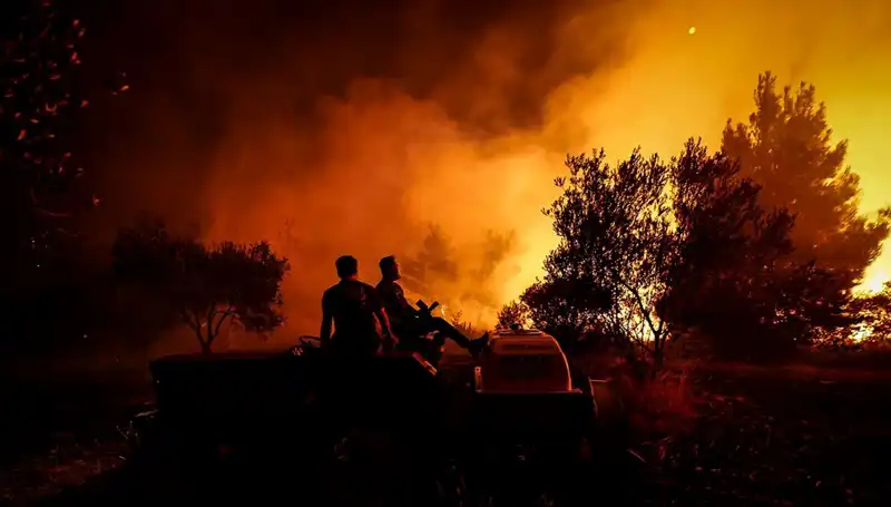 Çanakkale'de Tüyleri Ürperten Orman Yangını: 785 Kişi Tahliye Edildi