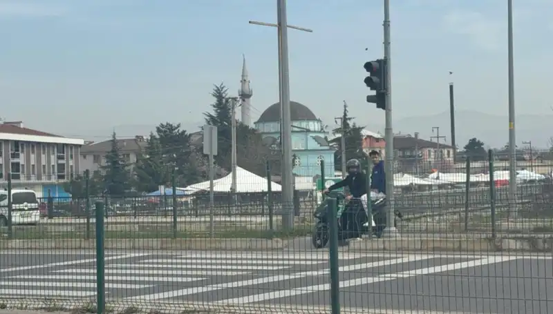 Yaya Geçidinde Motosiklet Kullanımına Sıkı Denetim! Ceza Yağmuruna Tutuldular