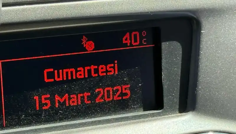Adana’yı Kavuran Sıcaklık: Termometreler 40 Dereceyi Geçti!
