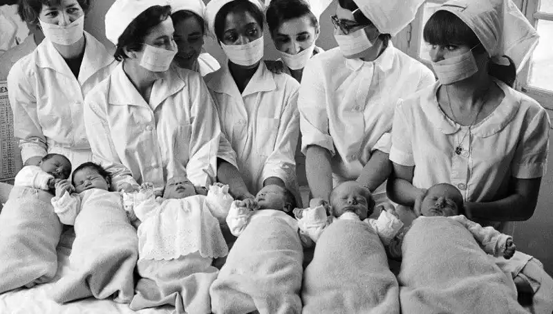 70 Yıl Önce Hastanede Karıştırılan İki Bebeğin Şaşırtan Kardeşlik Hikayesi