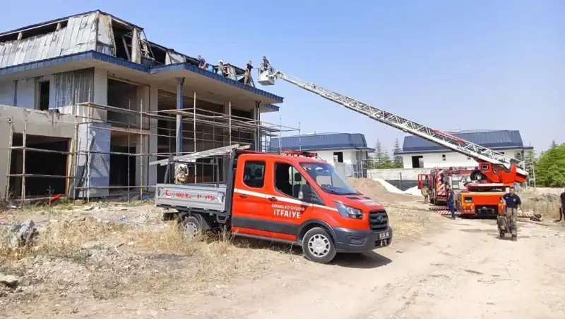 Gölbaşı'nda Villaların Bulunduğu Alanda Korkutan Yangın: Detaylar ve Gelişmeler
