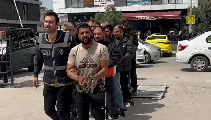 Edirne'de Şok Eş Zamanlı Operasyon: Yedi Firari Suçlu Yakalandı
