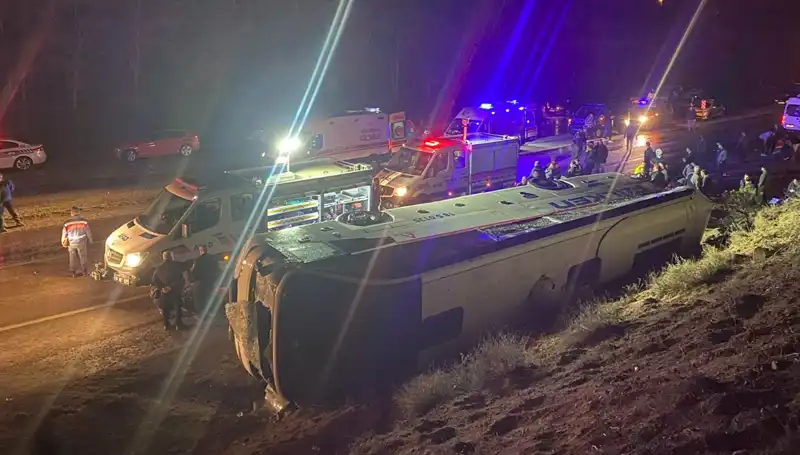 İşçi Servisinin Şarampole Devrilmesi: 23 Yaralı, Korku Dolu Anlar