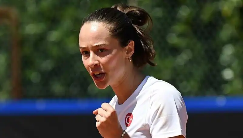 Milli Tenisçi Zeynep Sönmez, Final Turunda Zafer İçin Savaşmaya Hazır!