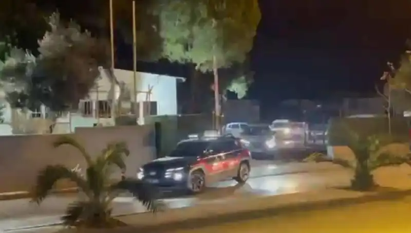 İzmir'de Uyuşturucu Operasyonu: 24 Saatte 141 Hükümlü Yakalandı!