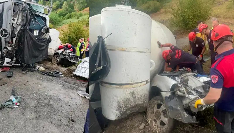 Betondan Şok Kaza: Otomobilin Üzerine Devrilen Mikser, Can Aldı!