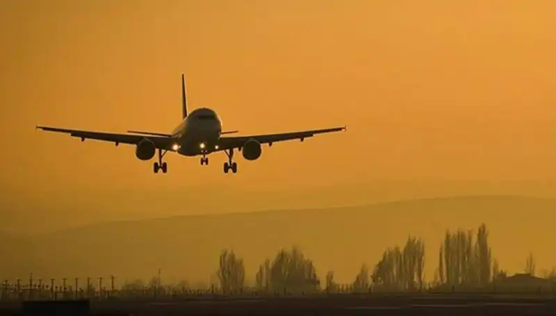 Hava Yolu Seyahatinde Şok Gelişme: Dört Ülkeye Uçuşlar İptal Edildi!