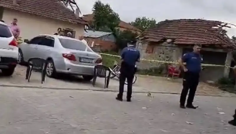Tuvalette Yakalanan Katil: Öldürüp Kaçtı, Sırları Ortaya Çıktı