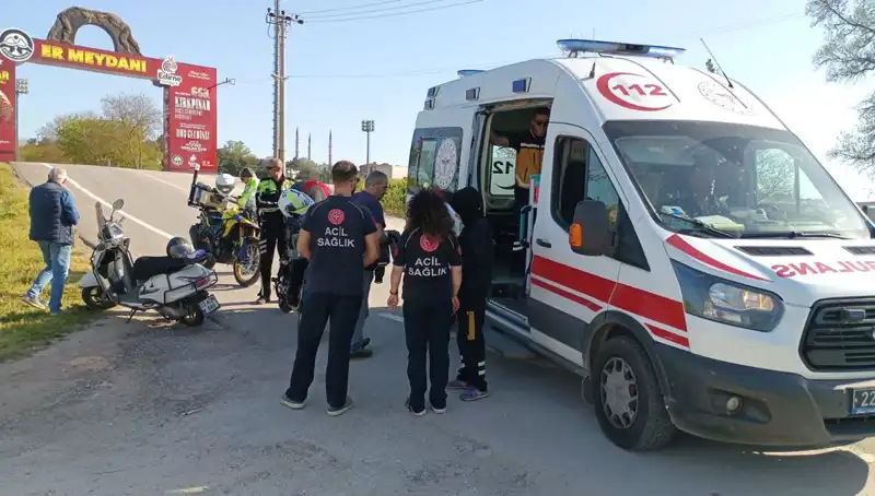 Edirne'de Motosiklet Kazası: Hayatını Kaybeden Gençler İçin Büyük Üzüntü