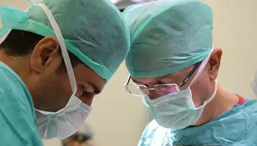 6 Yaşındaki Çocuk, Yenidoğan Kardeşini Öldürdü: Aile Dramı