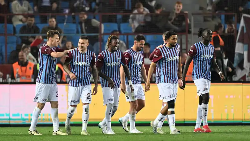 Trabzonspor'da Fenerbahçe Derbisinde Kritik Sakatlık: Kimler Oyun Dışında Kalacak?