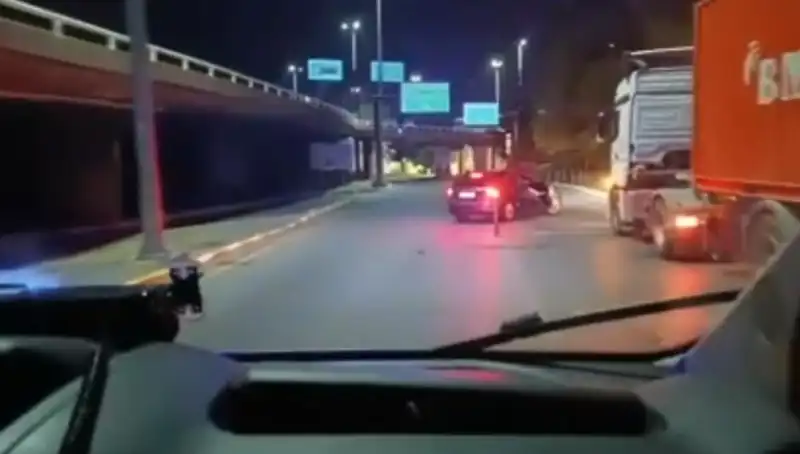 İstanbul'da Dev Kaçakçılık Operasyonu: 36 Milyon 600 Bin TL Değerinde Ürün Ele Geçirildi